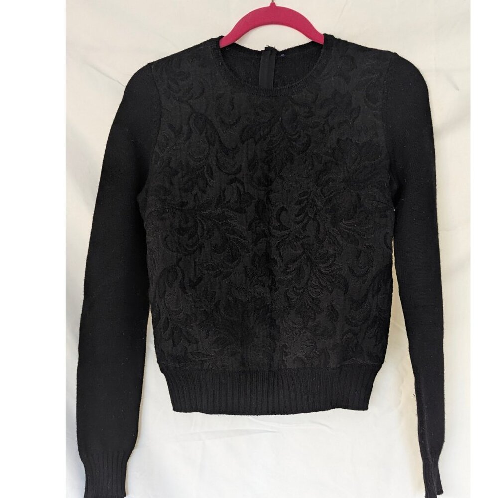 Black Italian embroidered sweater - sophisticated/cool!  size 40=size 4/6